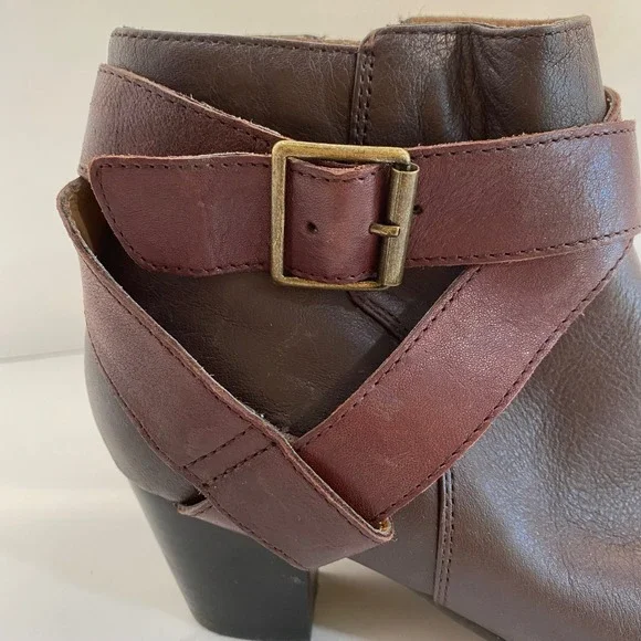 Vionic Trinity Ankle Boots Brown Leather Buckle Strap Block Heel Women Size 6.5 - Picture 3 of 9
